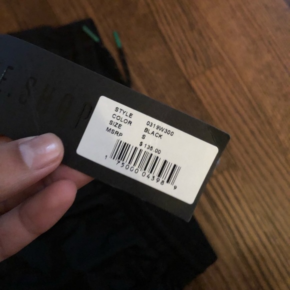 Roc nation paper planes black track joggers - Picture 2 of 3